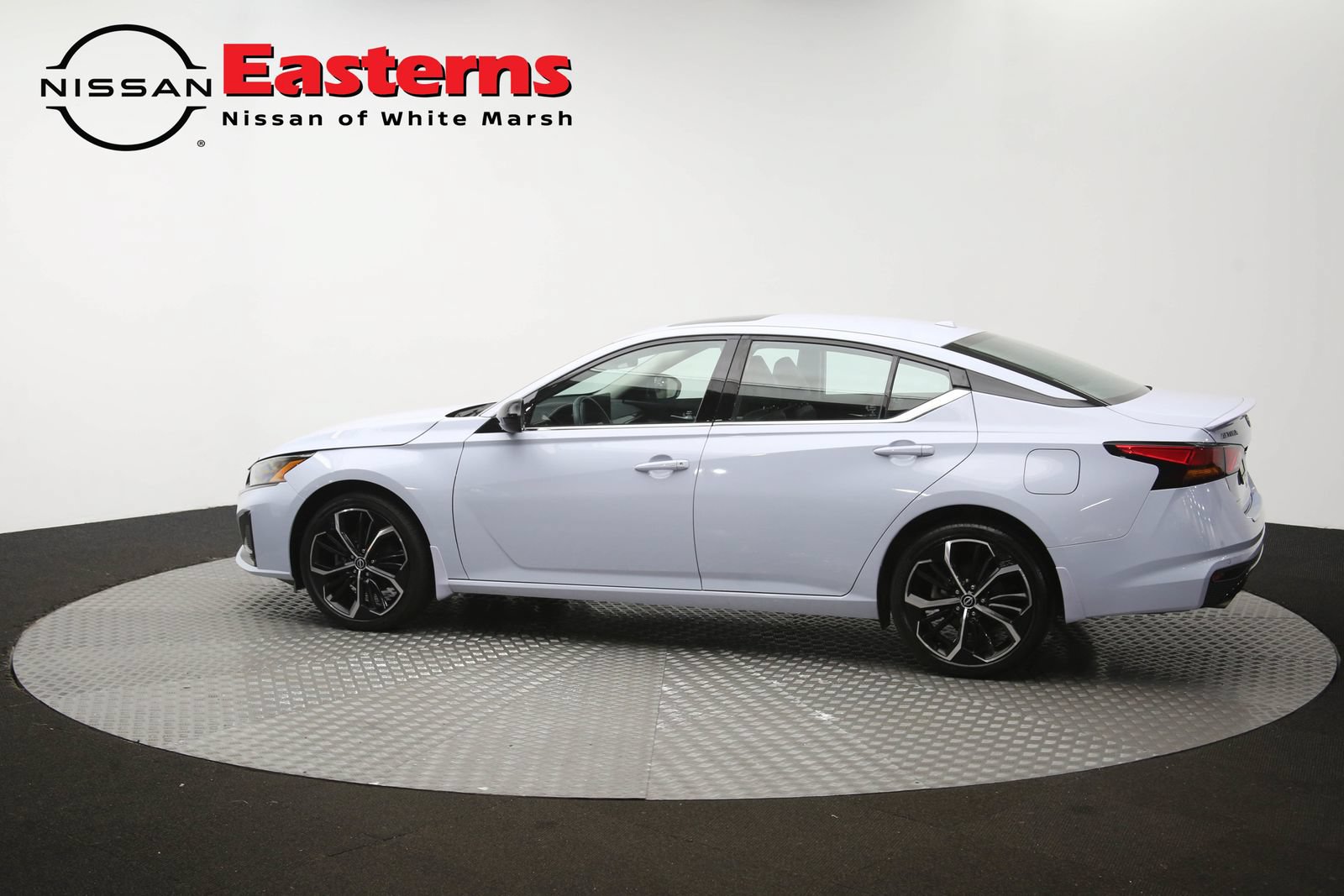 Used 2023 Nissan Altima 2.5 SR AWD/4WD image 62