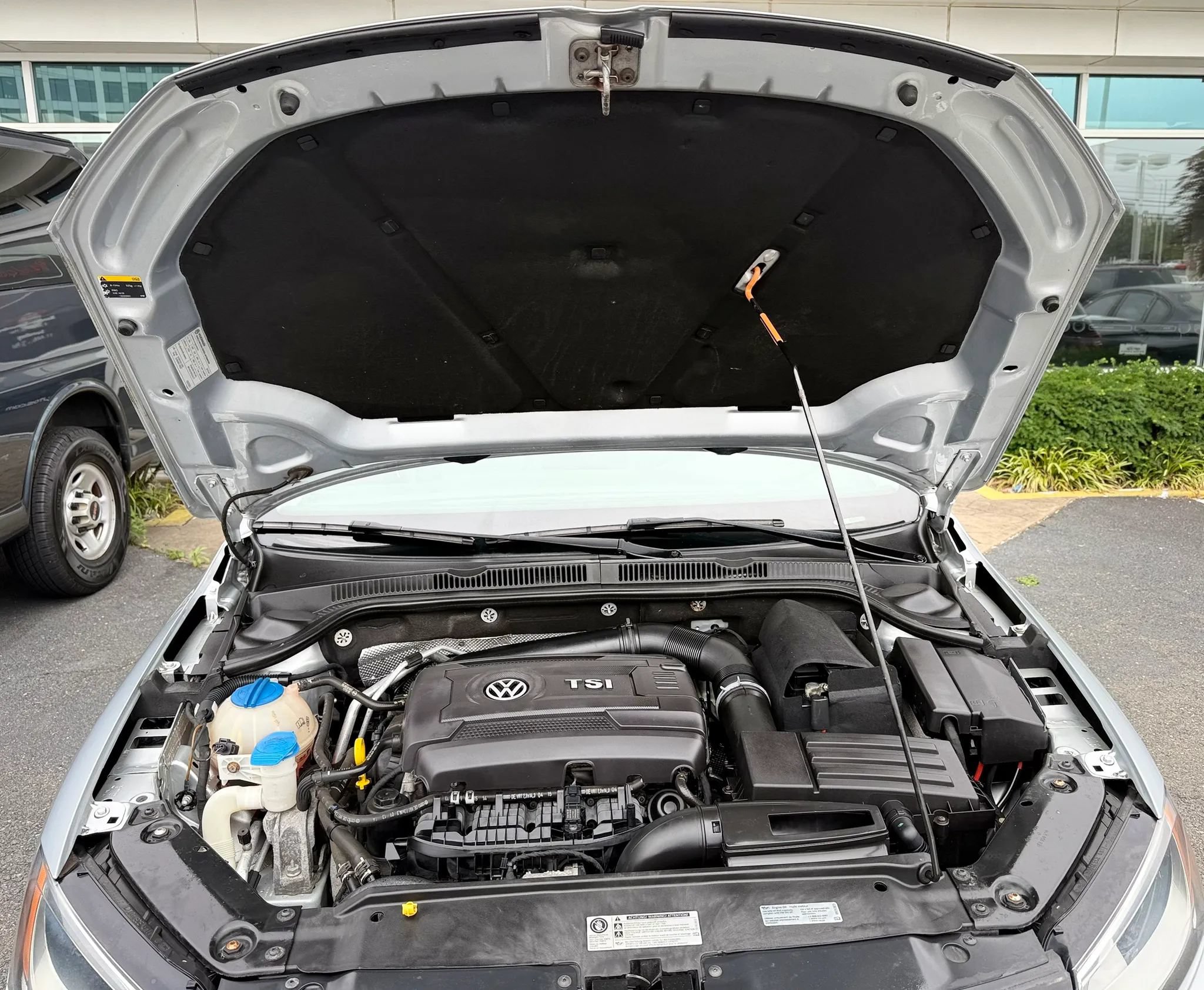 Used 2014 Volkswagen Jetta SE FWD image 33