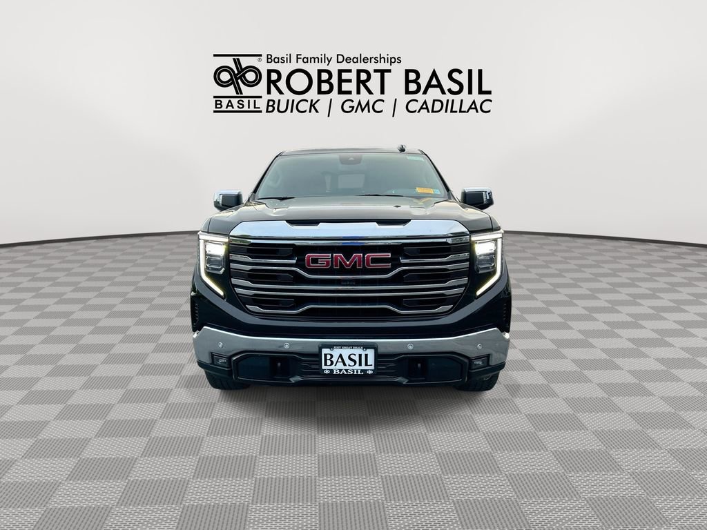 Used 2024 GMC Sierra 1500 SLT w/ SLT Premium Plus Package AWD/4WD image 3