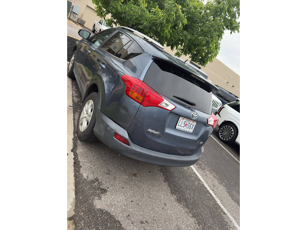 Used 2013 Toyota RAV4 LE FWD image 8