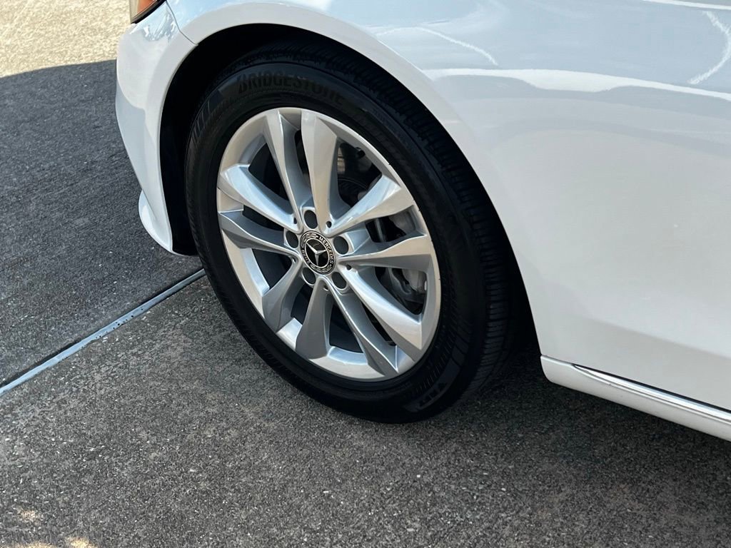 Used 2019 Mercedes-Benz C 300 Sedan image 14