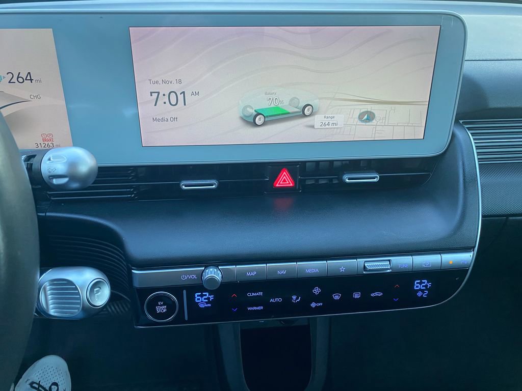 Certified 2022 Hyundai Ioniq 5 SE w/ Cargo Package image 34