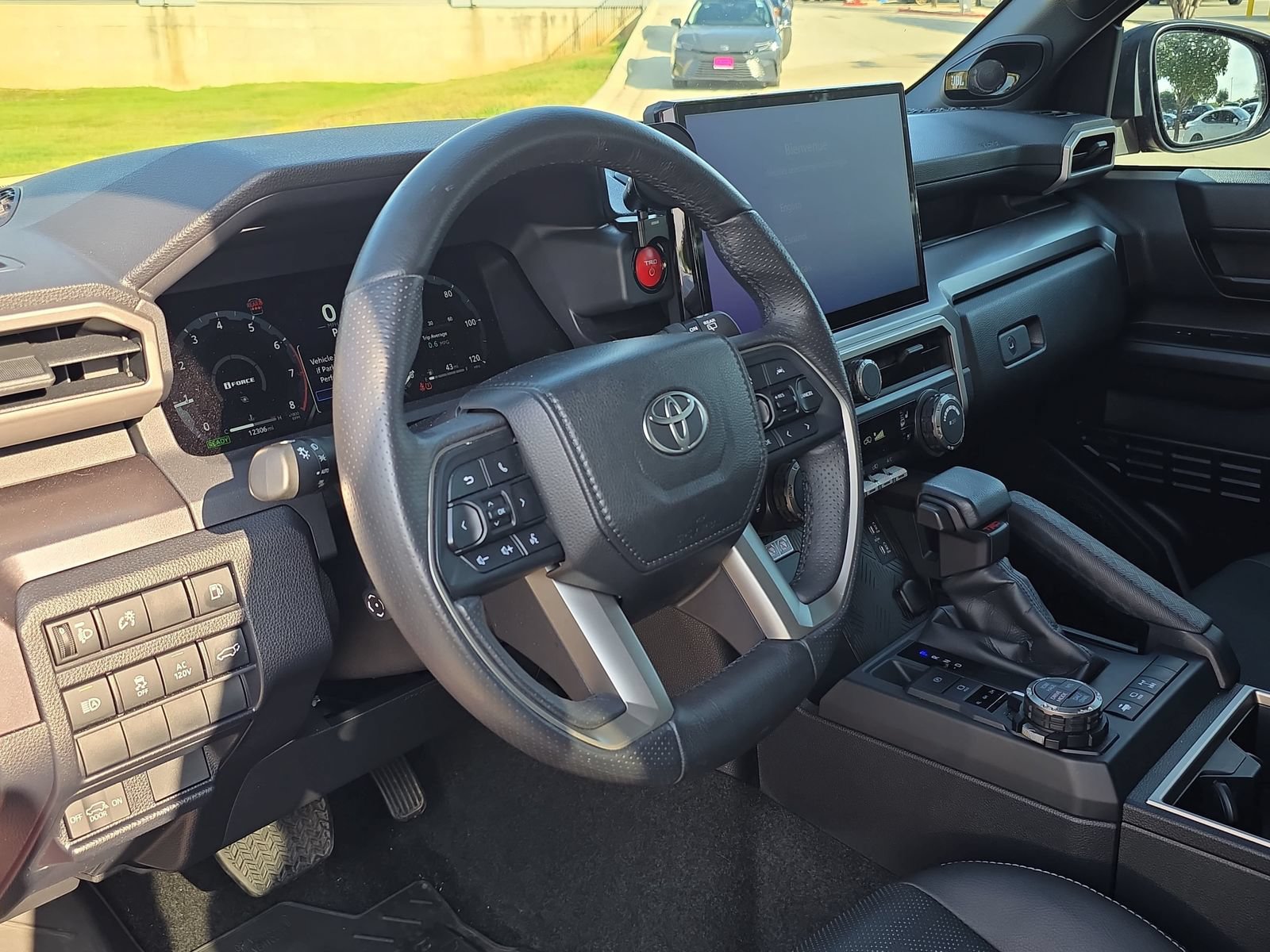 Used 2025 Toyota 4Runner TRD Off-Road Premium w/ Tow Technology Package AWD/4WD image 13