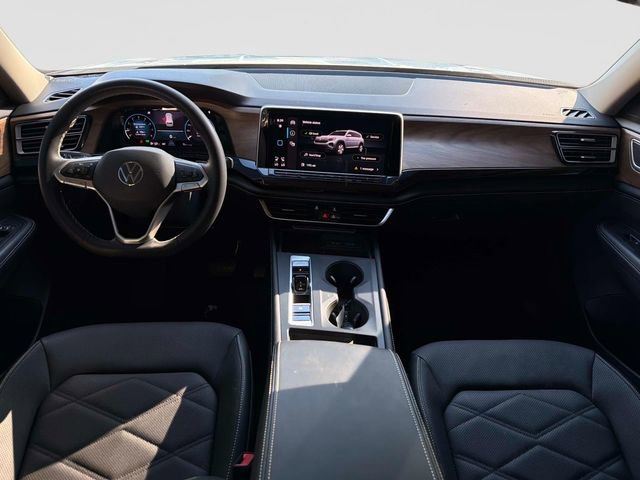 Used 2024 Volkswagen Atlas SE AWD/4WD image 19