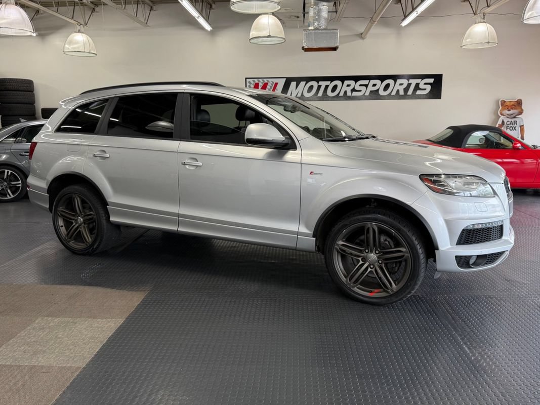 Used 2015 Audi Q7 3.0T S line Prestige w/ 21" S Line Plus Package AWD/4WD image 11