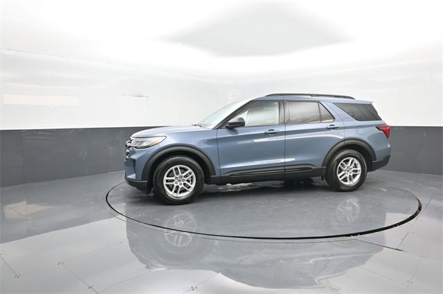 New 2026 Ford Explorer Active image 4