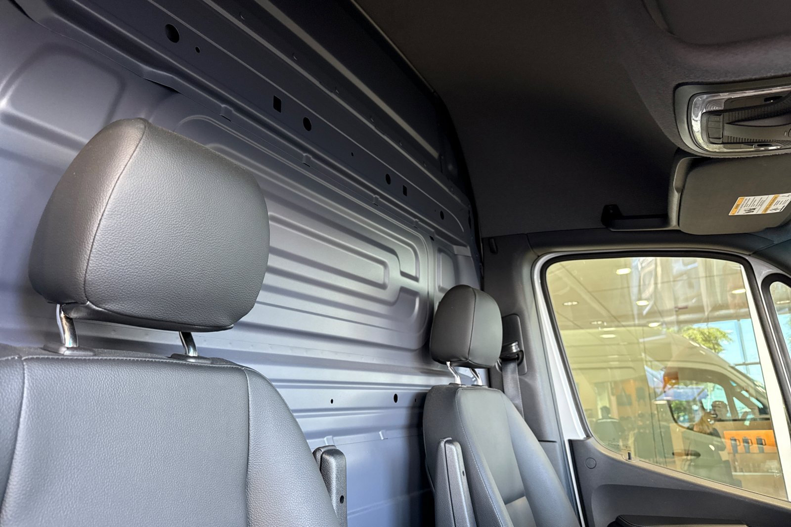 Used 2025 Mercedes-Benz Sprinter 2500 image 15