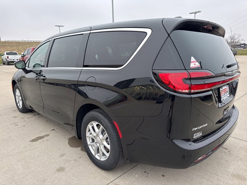 New 2026 Chrysler Pacifica Select image 25