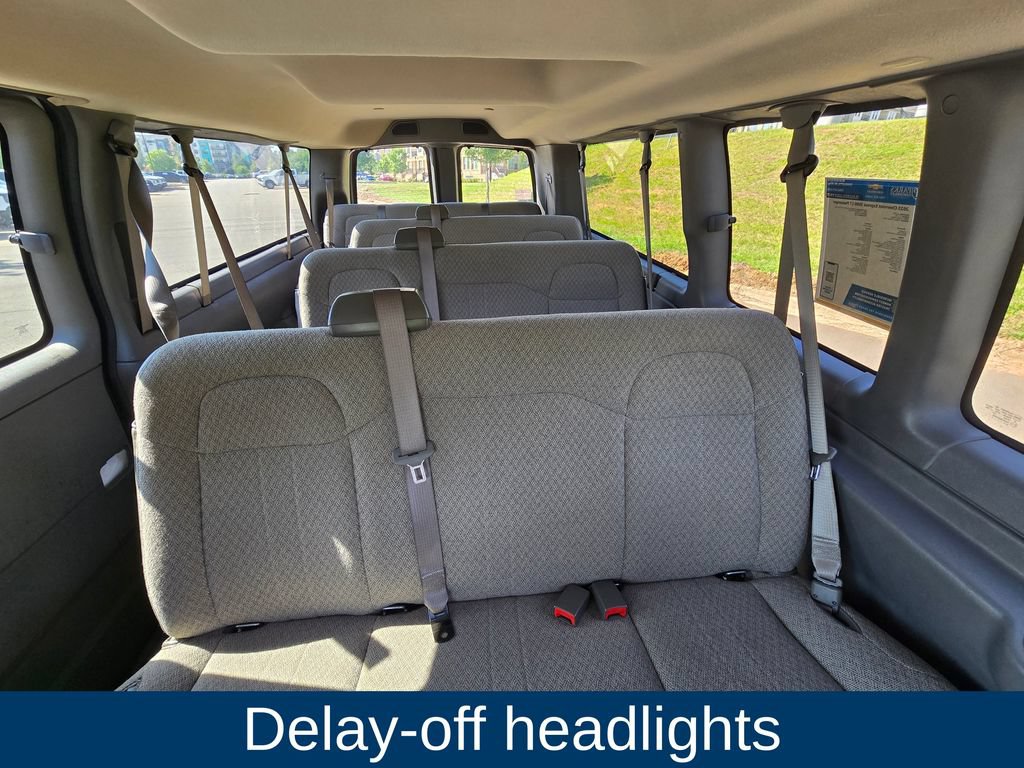 Used 2023 Chevrolet Express 3500 LT w/ LT Preferred Equipment Group RWD image 12