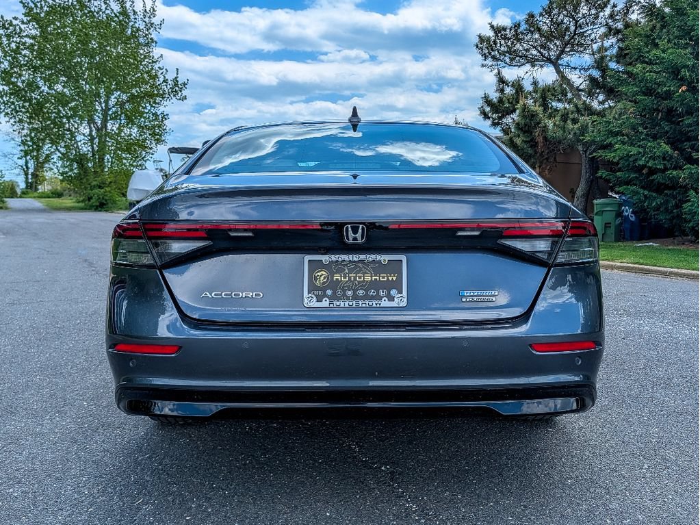 Used 2023 Honda Accord Touring image 6
