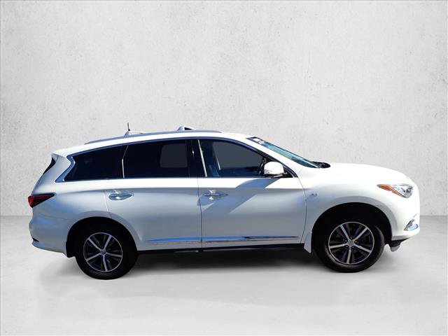 Used 2017 INFINITI QX60 Luxe w/ Premium Plus Package AWD/4WD image 5