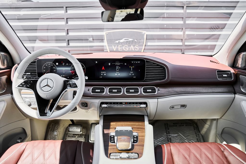 Used 2026 Mercedes-Benz Maybach GLS 600 4MATIC image 59
