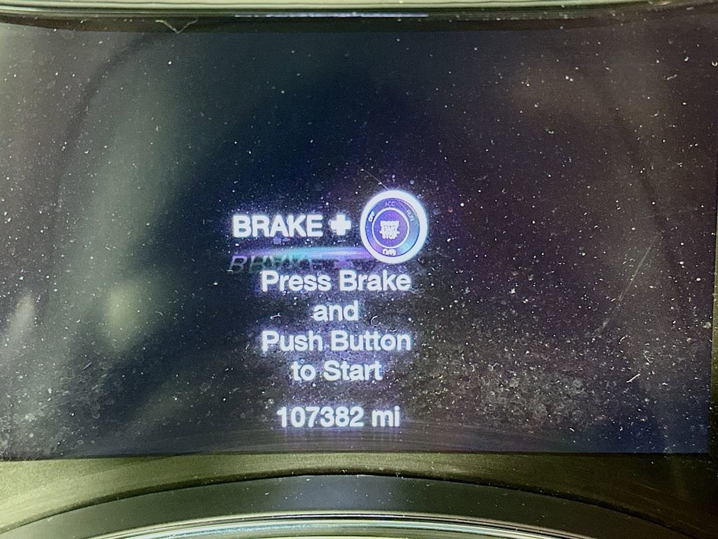 Used 2019 Jeep Grand Cherokee Laredo w/ Security & Convenience Group AWD/4WD image 17