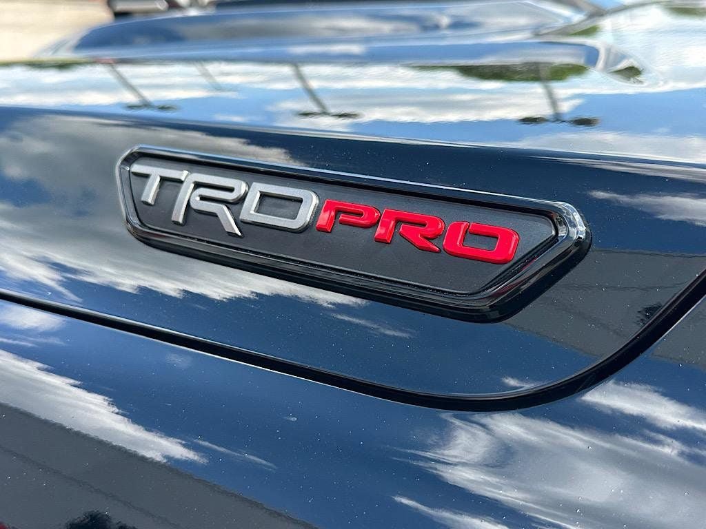Used 2025 Toyota Tacoma TRD Pro AWD/4WD image 11