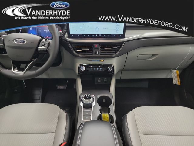 New 2026 Ford Escape SE FWD image 13