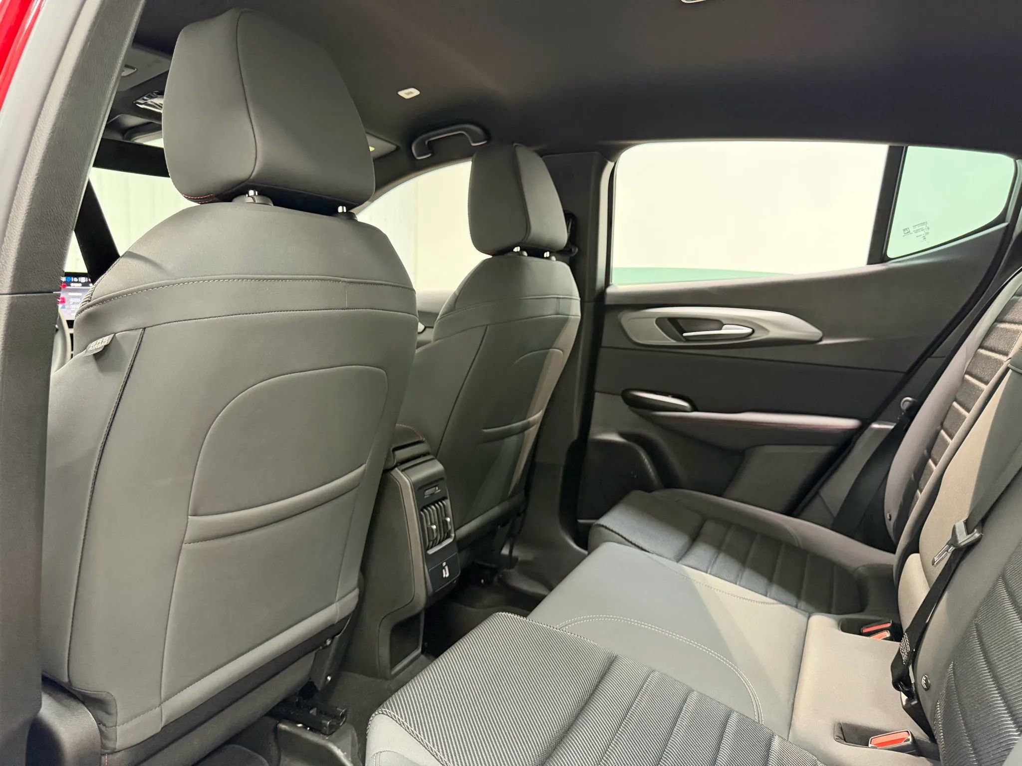 Used 2024 Dodge Hornet R/T image 16