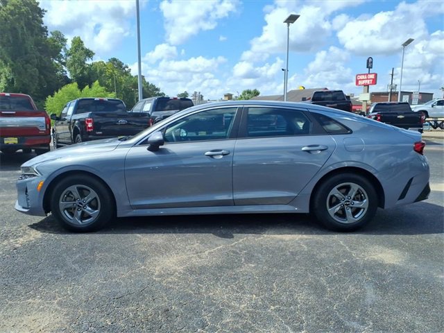 Used 2022 Kia K5 LXS image 12