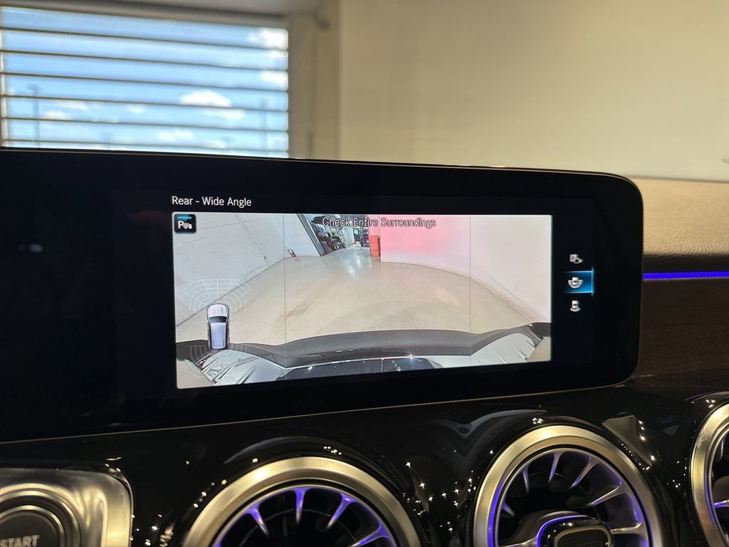 Used 2023 Mercedes-Benz EQB 300 4MATIC w/ Exclusive Package image 24