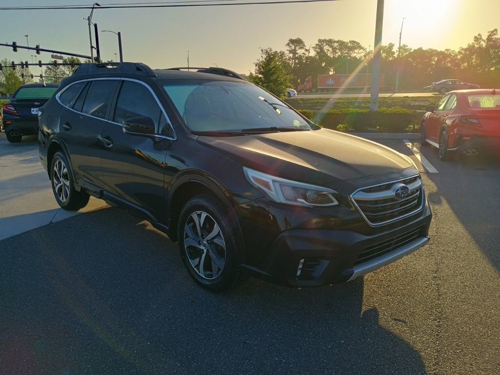 Certified 2021 Subaru Outback Limited image 3