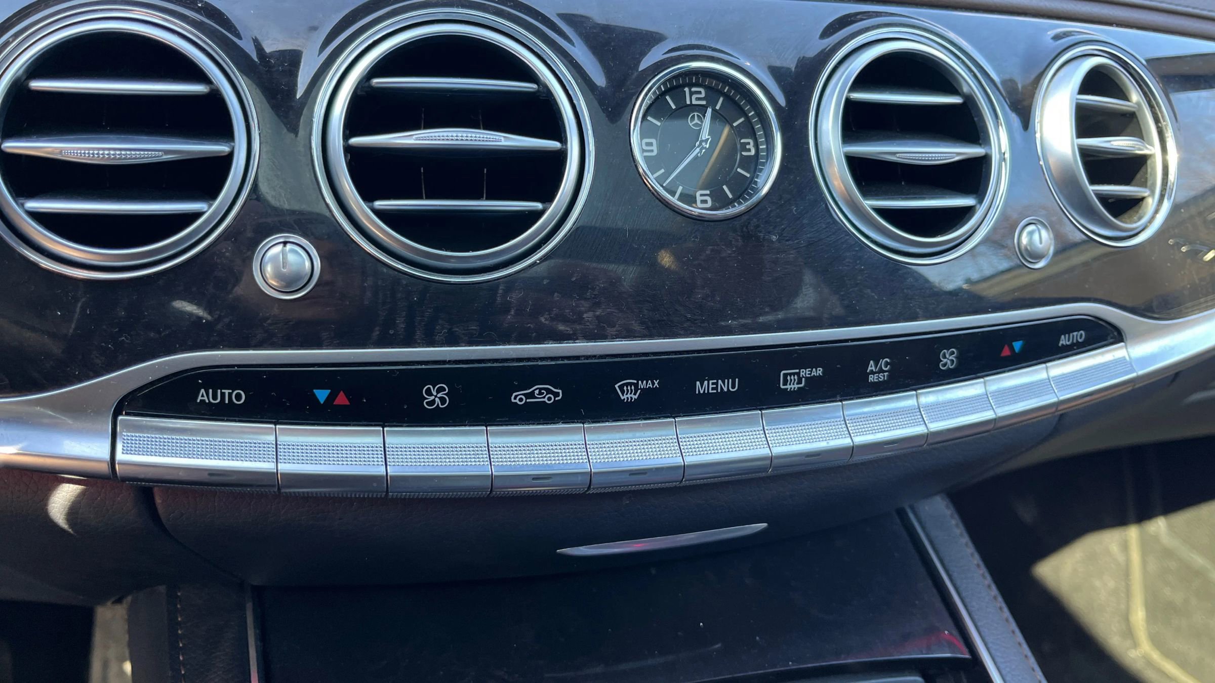 Used 2018 Mercedes-Benz S 450 4MATIC Sedan image 25