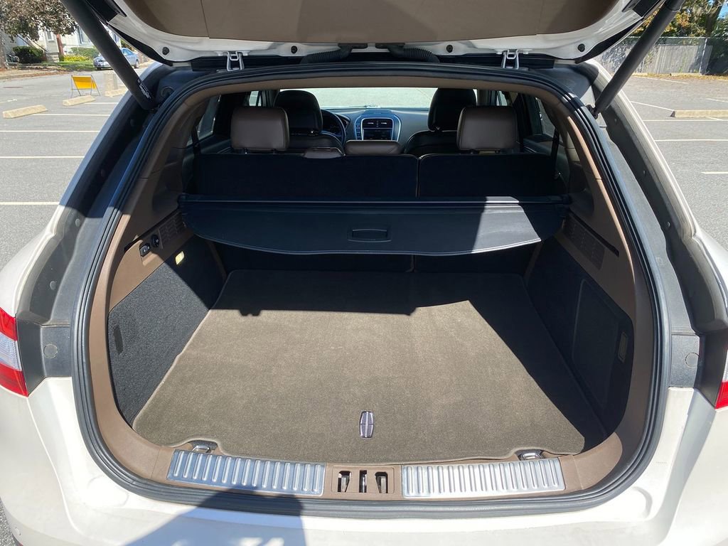 Used 2016 Lincoln MKX Reserve w/ Cargo Utility Package image 26