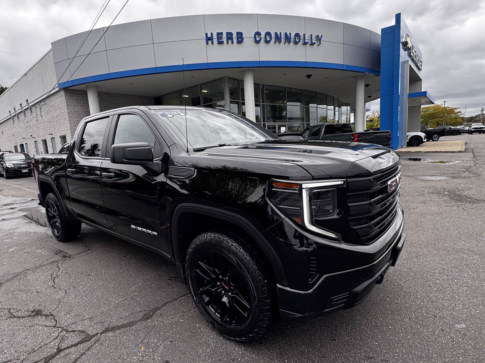 Certified 2023 GMC Sierra 1500 Pro w/ Graphite Edition AWD/4WD image 1