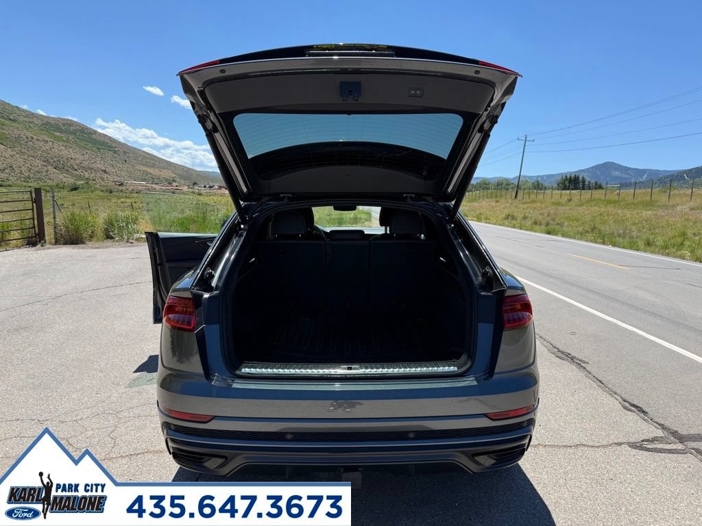Used 2021 Audi Q8 Prestige w/ Prestige Package AWD/4WD image 32