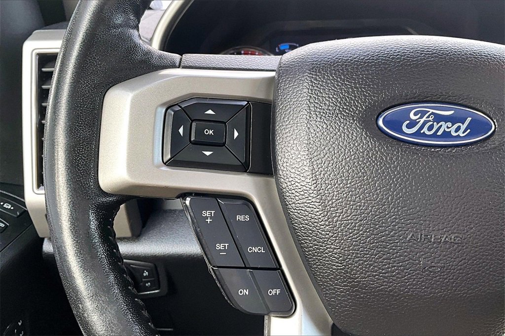 Used 2020 Ford F250 Lariat image 13