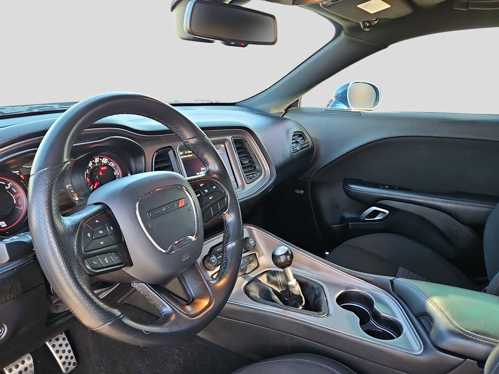 Used 2023 Dodge Challenger R/T w/ Blacktop Package image 10