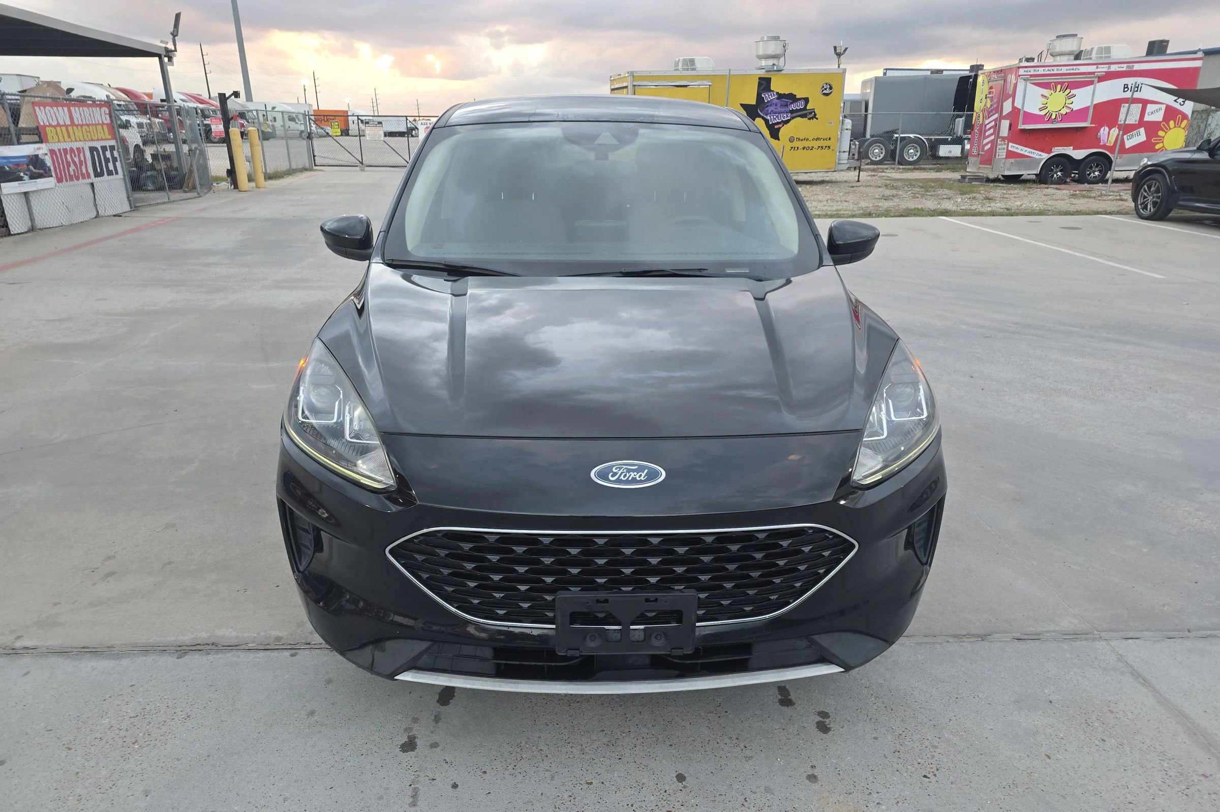 Used 2020 Ford Escape SE image 4