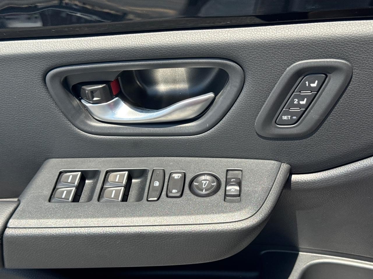 Certified 2025 Honda Pilot EX-L image 26