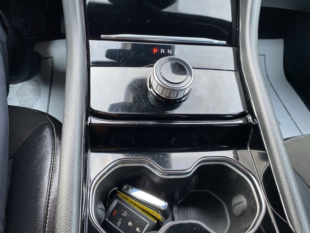 Used 2022 Jeep Grand Cherokee L Laredo image 18