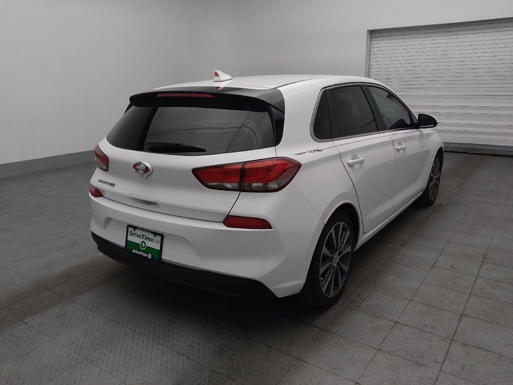 Used 2018 Hyundai Elantra GT FWD image 9