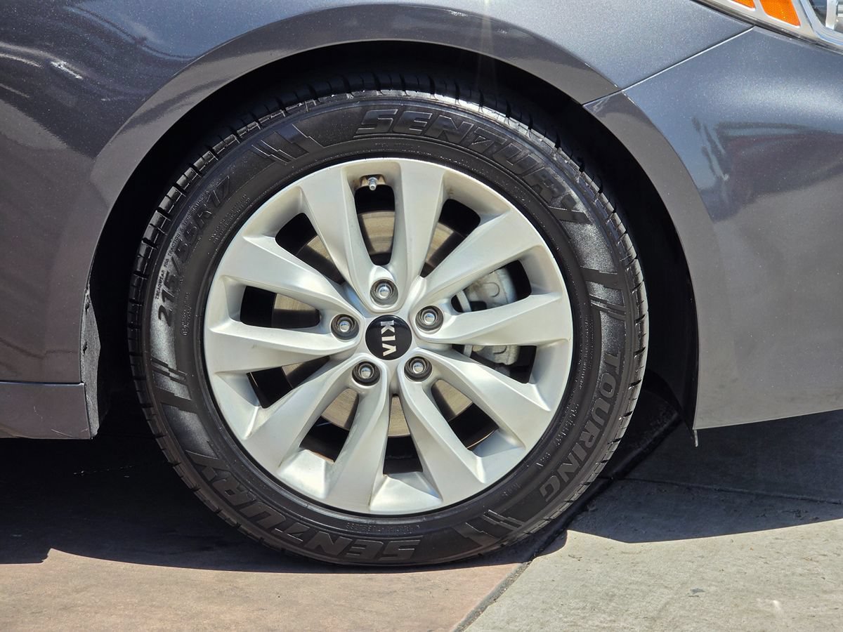 Used 2018 Kia Optima S FWD image 13