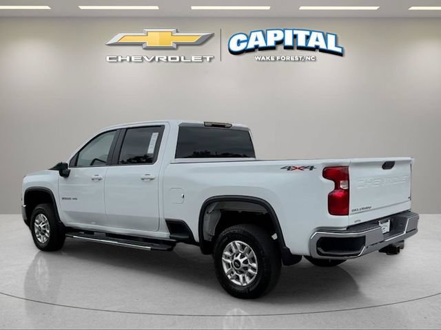 Used 2025 Chevrolet Silverado 2500 LT w/ Convenience Package AWD/4WD image 3