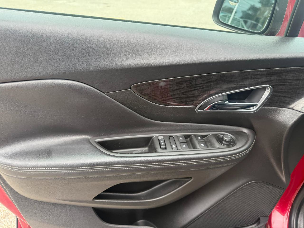 Used 2013 Buick Encore FWD image 9