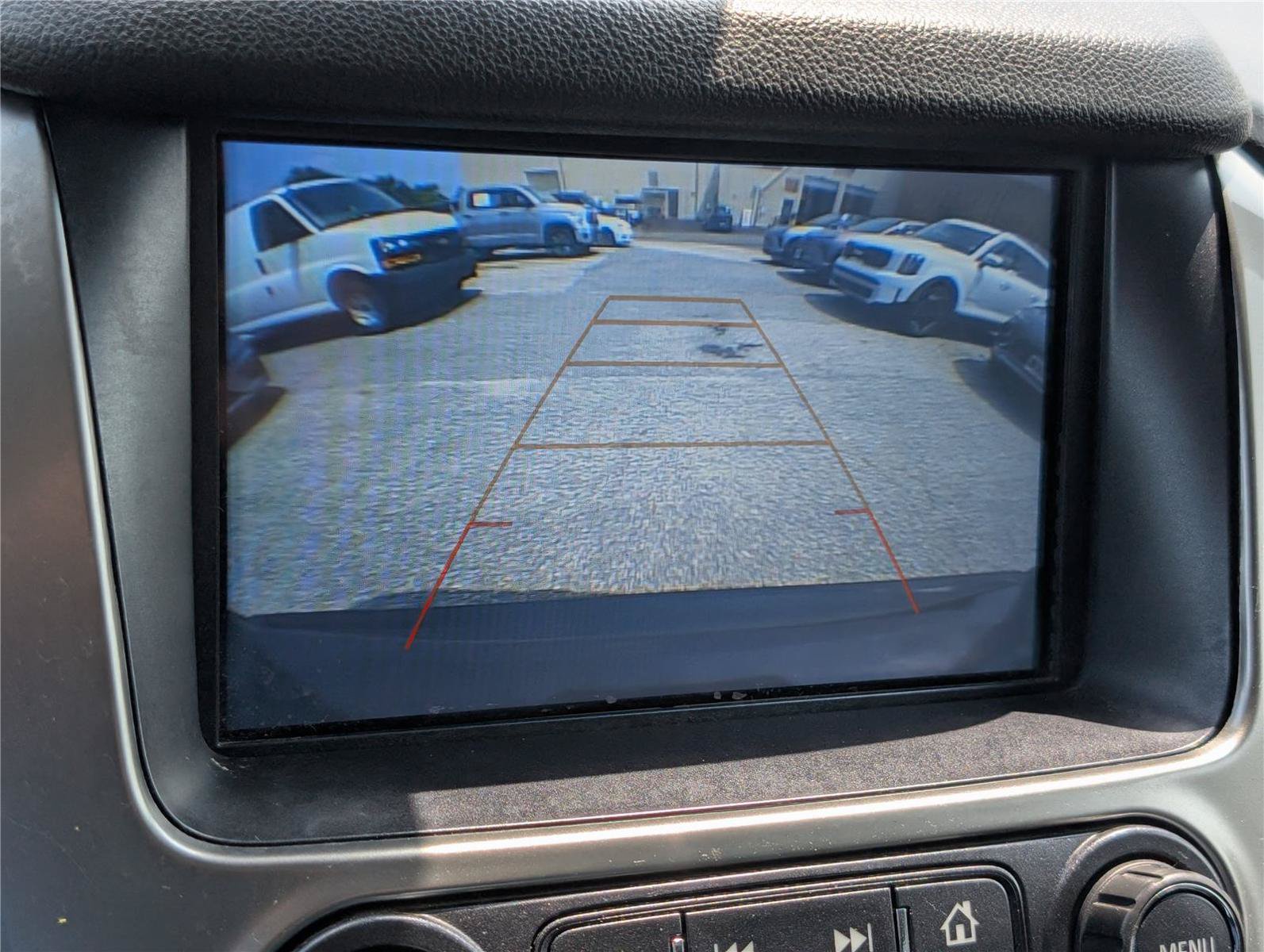 Used 2018 Chevrolet Suburban LT AWD/4WD image 31