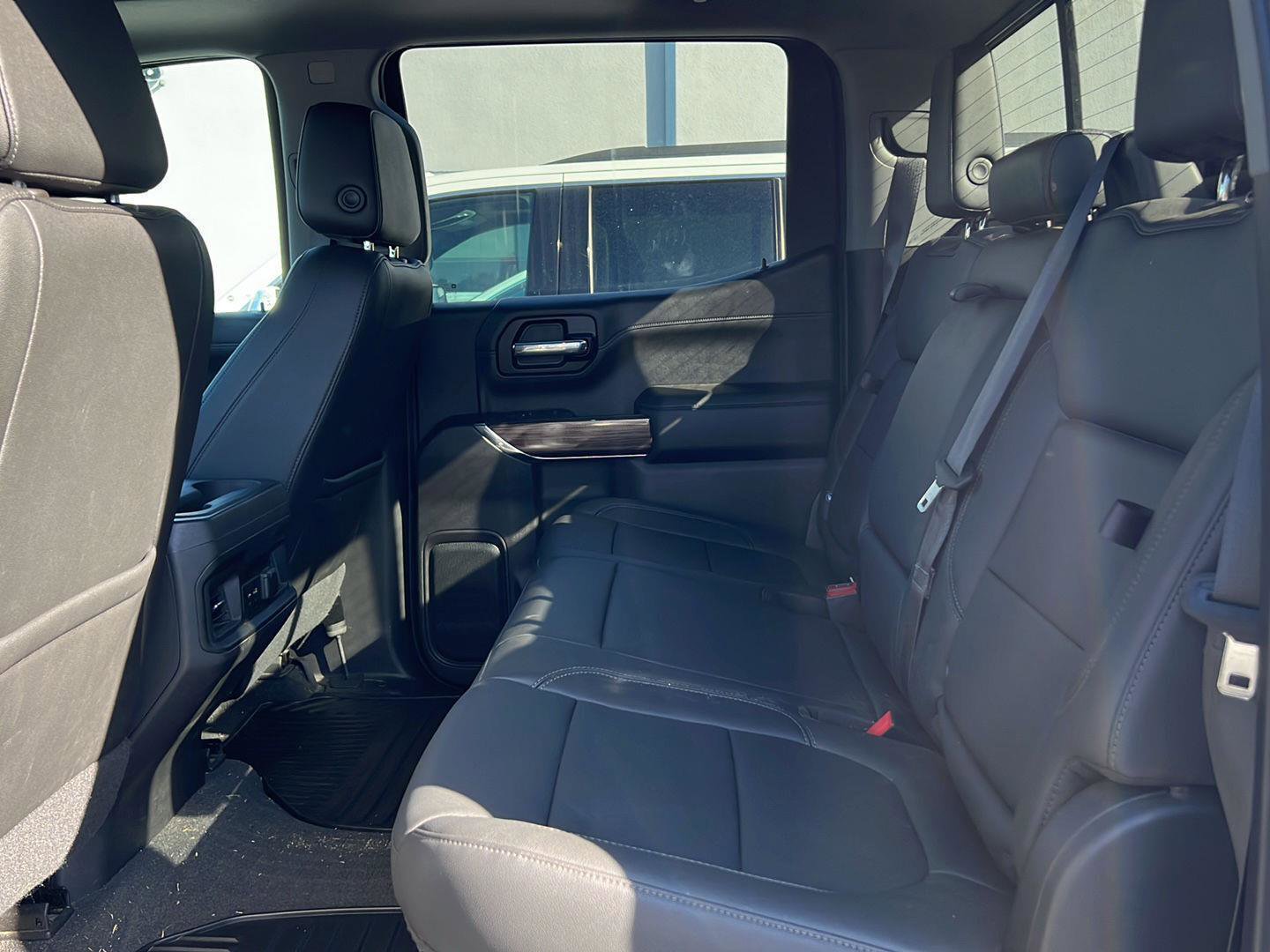 Used 2021 Chevrolet Silverado 1500 LT Trail Boss w/ Convenience Package II AWD/4WD image 14