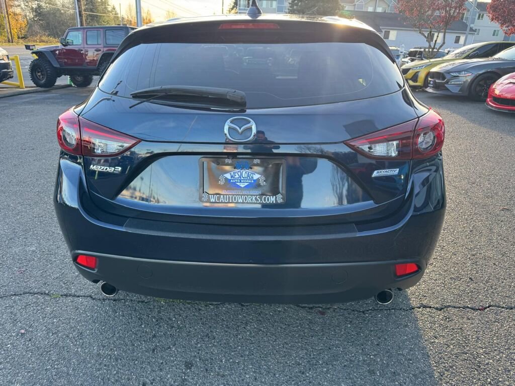 Used 2015 MAZDA MAZDA3 i Touring w/ Technology Package image 7