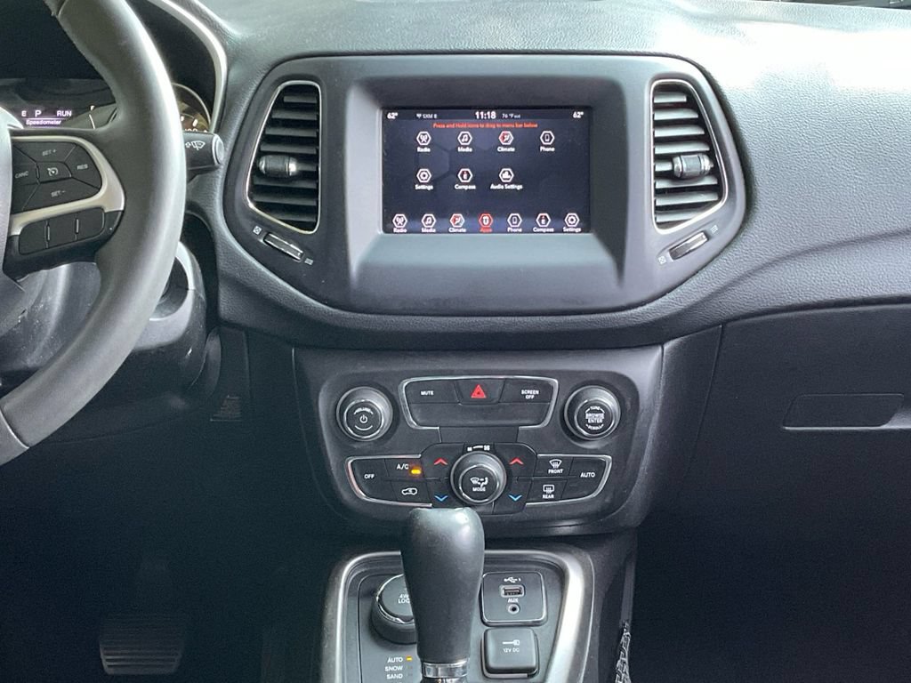 Used 2021 Jeep Compass Latitude AWD/4WD image 12