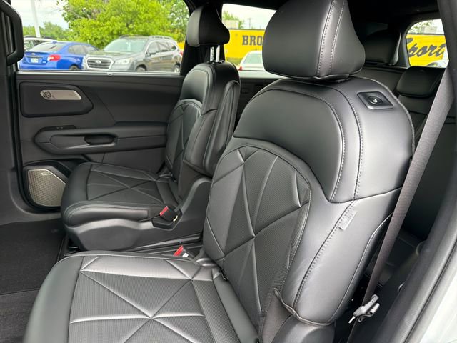 New 2027 Kia Telluride LX w/ Towing Package FWD image 19