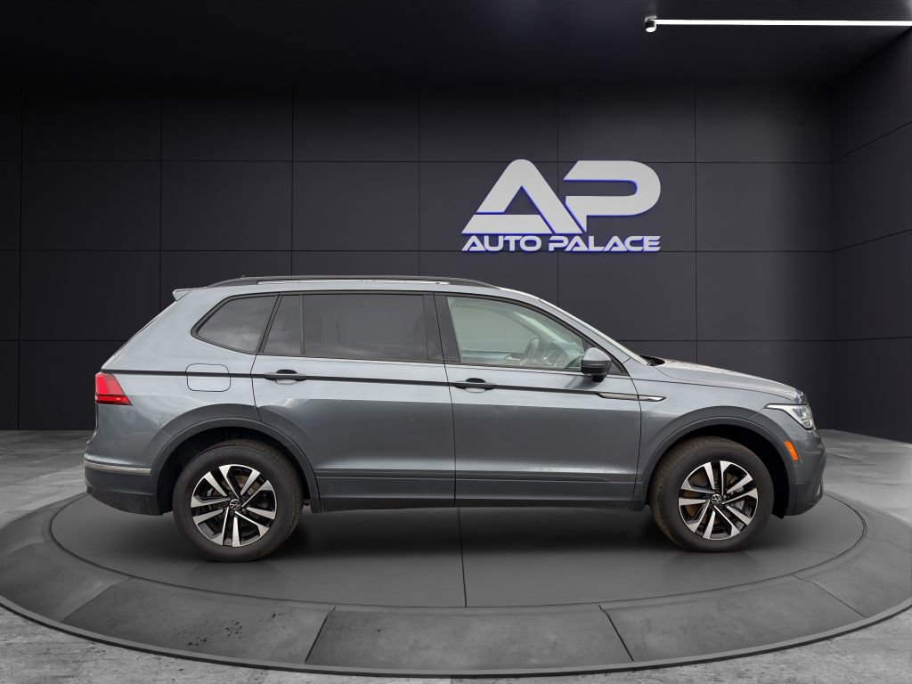Used 2022 Volkswagen Tiguan S image 8