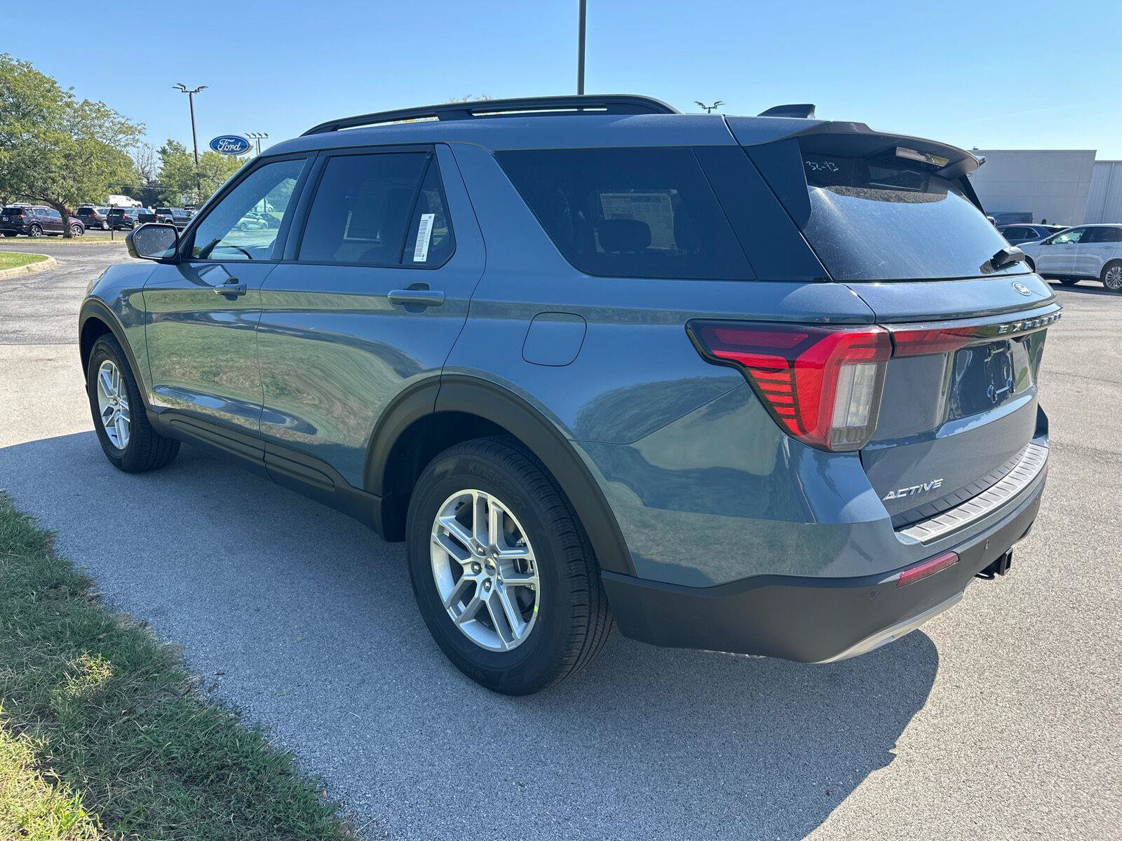 New 2027 Ford Explorer Active w/ Active Comfort Package AWD/4WD image 12