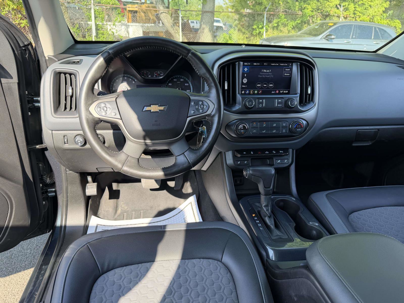 Used 2019 Chevrolet Colorado Z71 AWD/4WD image 14