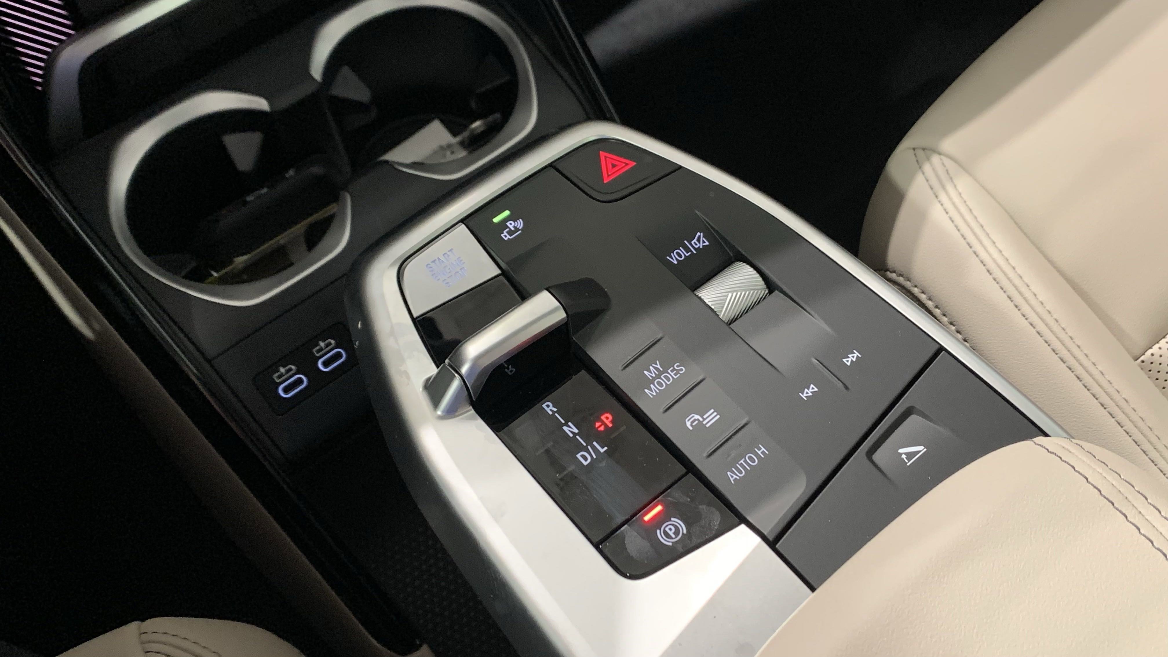 Certified 2025 BMW X1 xDrive28i w/ Convenience Package image 23