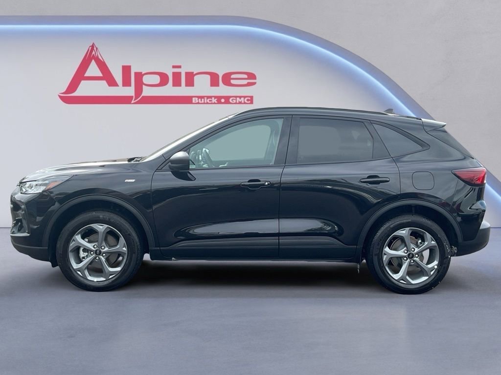 Used 2025 Ford Escape ST-Line image 2