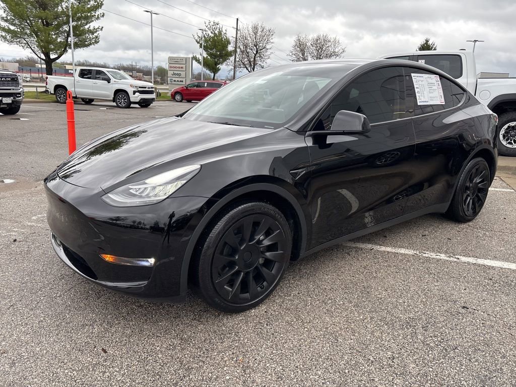 Used 2023 Tesla Model Y Long Range image 14
