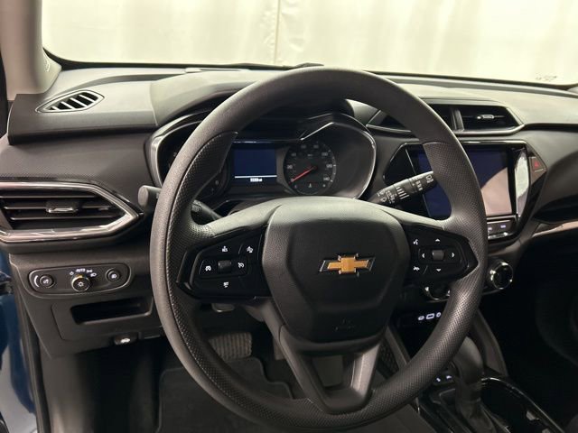 Used 2021 Chevrolet TrailBlazer LT w/ Convenience Package AWD/4WD image 8