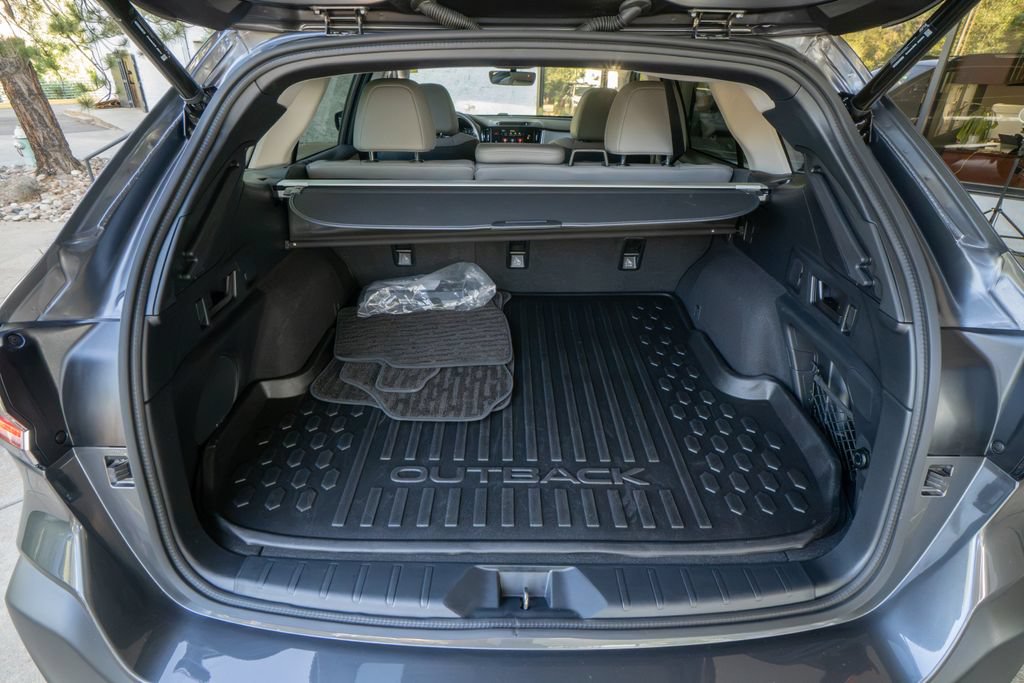 Certified 2025 Subaru Outback Limited AWD/4WD image 20