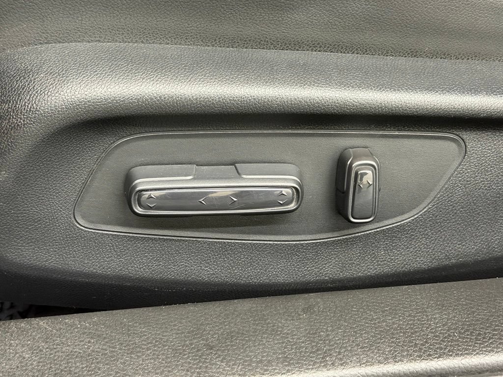 Used 2024 Honda Civic Touring image 23